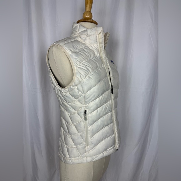 New Patagonia Women's Cream Down Vest XS - Picture 7 of 8